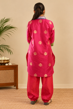 Gulabi Brocade Kurta Set