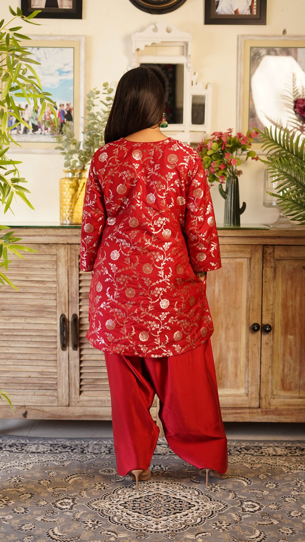 Gulnaar Silk Brocade Kurta Set