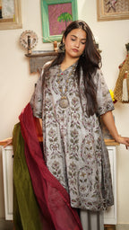 Noor Khata Embroidered Suit Set