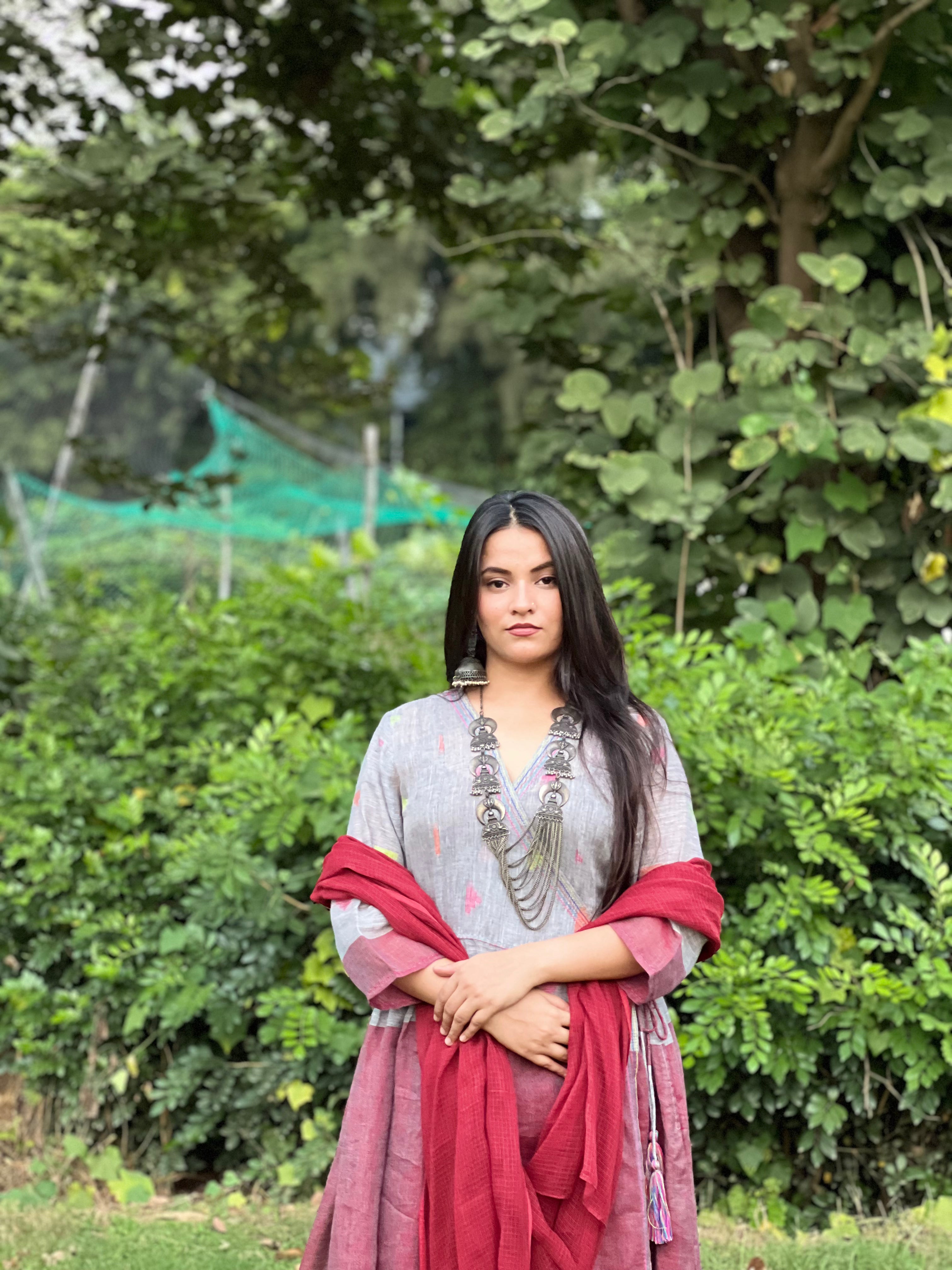 Gulnaar Linen wrap Suit Set