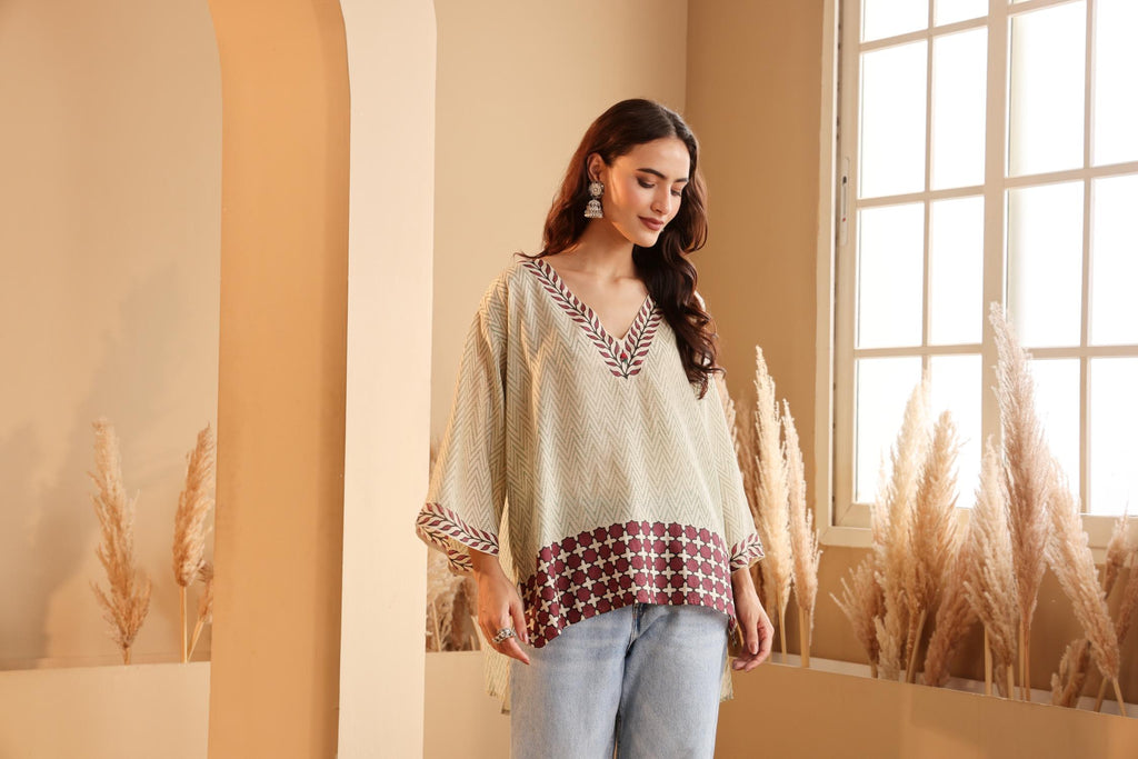 Elegant Chevron Print silk Kaftan short top